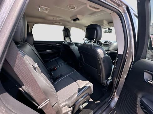 Used 2019 Dodge Journey Crossroad image 24