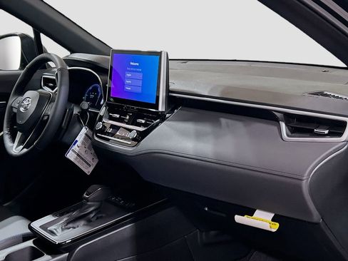 New 2026 Toyota Corolla Cross AWD Hybrid image 27