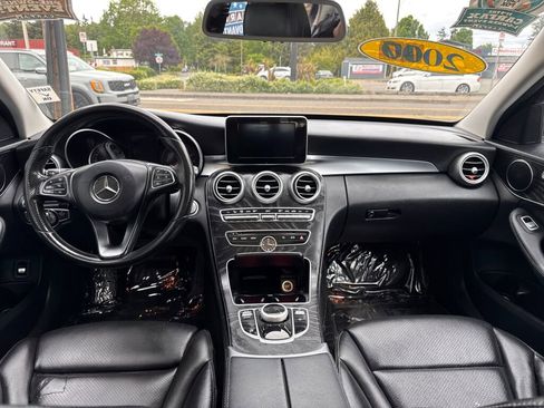 Used 2017 Mercedes-Benz C 300 Sedan image 16