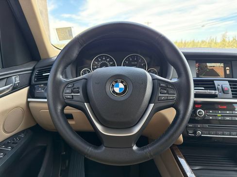Used 2017 BMW X3 xDrive28i AWD/4WD image 11