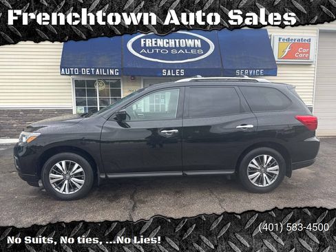 Used 2019 Nissan Pathfinder S AWD/4WD image 1