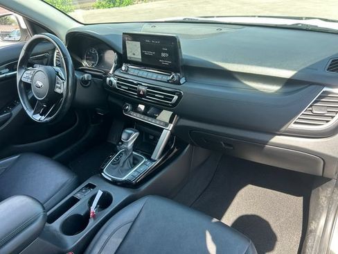 Used 2021 Kia Seltos SX w/ SX Sunroof Package AWD/4WD image 35