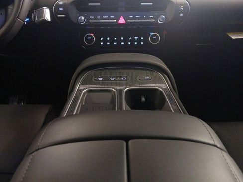 New 2026 Hyundai Palisade Calligraphy FWD image 11