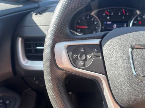 Used 2024 GMC Terrain SLE FWD image 26