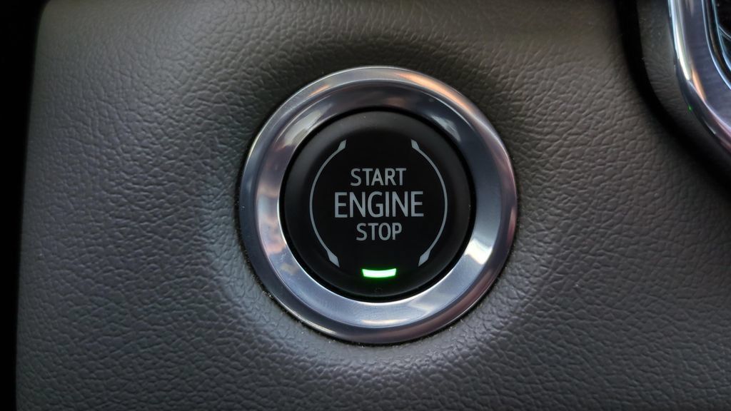 Used 2023 Chevrolet Colorado ZR2 w/ ZR2 Convenience Package III AWD/4WD image 23