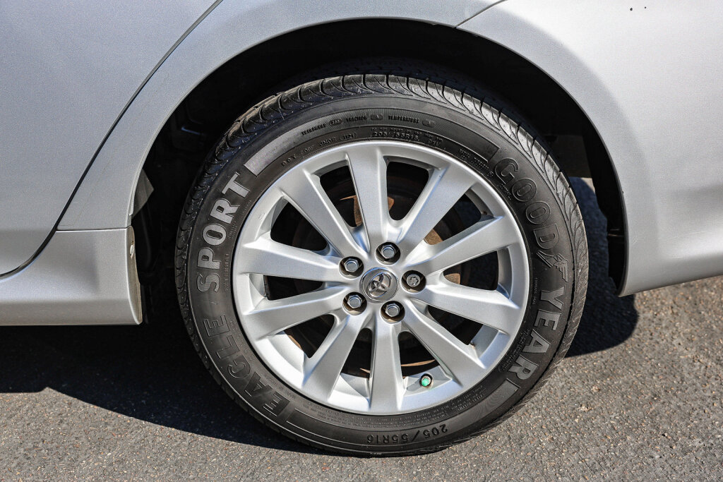 Used 2009 Toyota Corolla LE w/ All Weather Guard Pkg FWD image 24