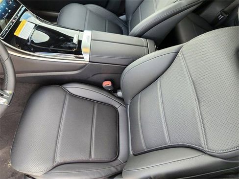 Certified 2026 Mercedes-Benz GLC 300 4MATIC image 8