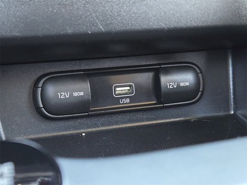 Certified 2021 Kia Seltos LX image 22