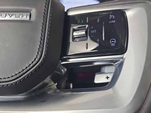 Used 2023 Land Rover Range Rover First Edition image 17