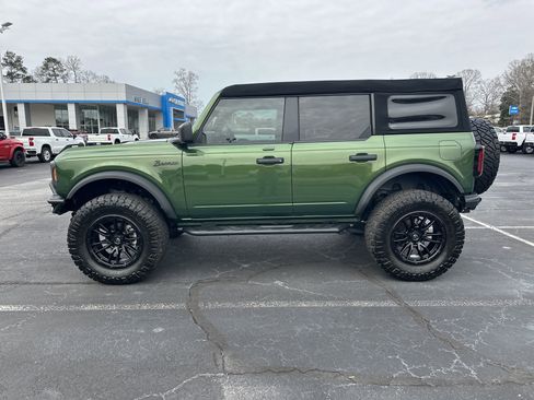 Used 2023 Ford Bronco Badlands image 5