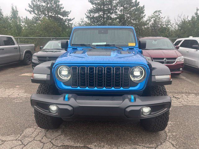 Used 2024 Jeep Wrangler Unlimited Rubicon 4xe w/ Technology Group AWD/4WD image 2