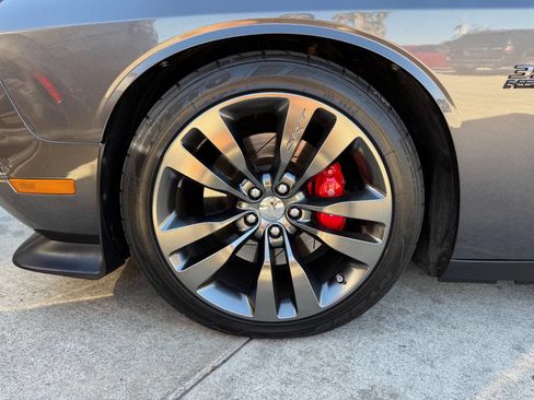 Used 2014 Dodge Challenger SRT8 Core w/ Satin Vapor Edition image 26