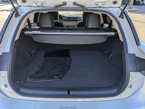 Used 2016 Lexus CT 200h image 21