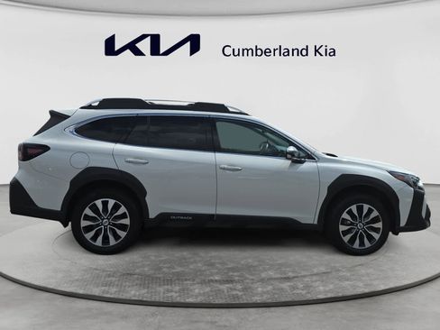 Used 2024 Subaru Outback Touring XT AWD/4WD image 6