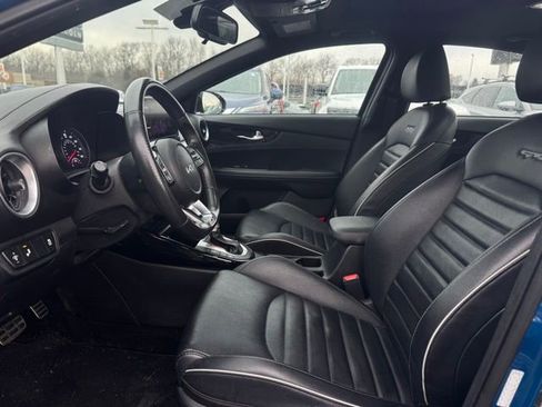 Used 2022 Kia Forte GT-Line w/ GT-Line Premium Package image 15