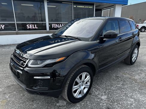 Used 2016 Land Rover Range Rover Evoque SE image 3