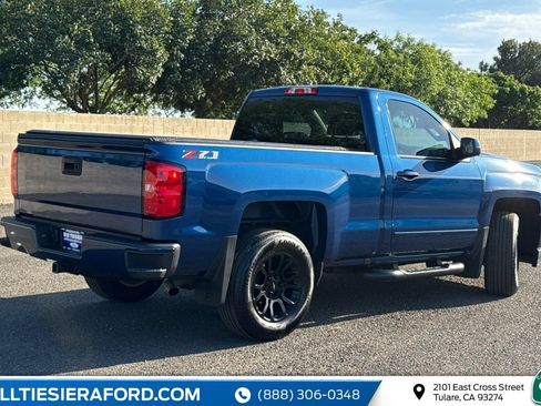 Used 2018 Chevrolet Silverado 1500 LT w/ LT Convenience Package AWD/4WD image 5