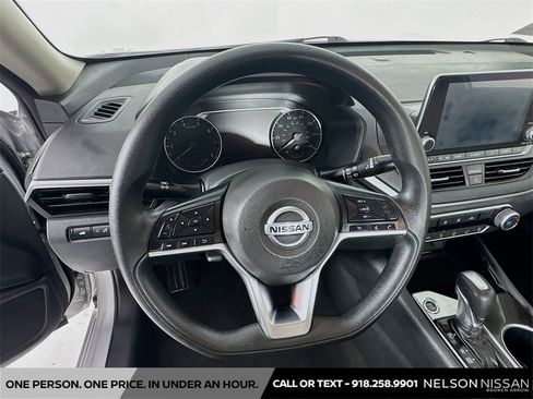 Used 2021 Nissan Altima 2.5 SV image 11