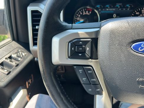 Used 2020 Ford F150 Lariat AWD/4WD image 16