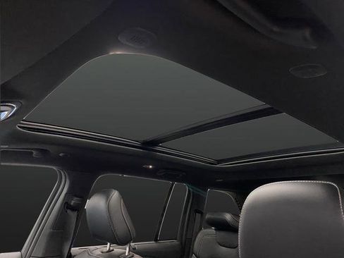 New 2025 Jeep Grand Cherokee Limited w/ Luxury Tech Group II image 7