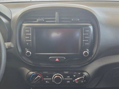 Used 2023 Kia Soul LX w/ Option Group 015 FWD image 14