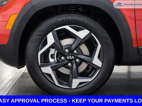 Used 2026 Kia Seltos S image 16