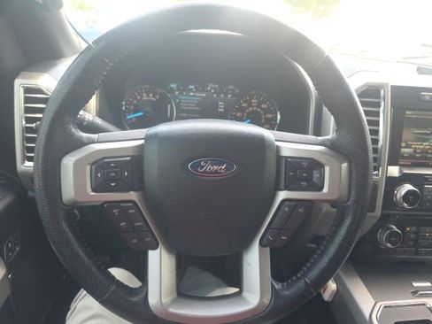 Used 2015 Ford F150 Lariat w/ Equipment Group 502A Luxury AWD/4WD image 16