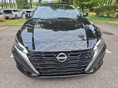 Used 2025 Nissan Altima 2.5 SL FWD image 3
