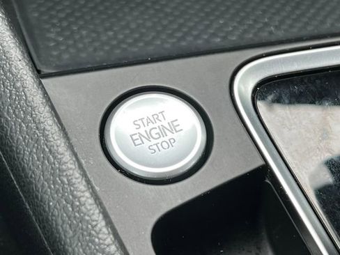 Used 2019 Volkswagen Jetta GLI FWD image 27