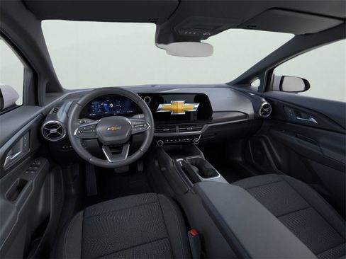 New 2026 Chevrolet Equinox EV LT image 10
