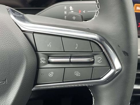 New 2026 Chevrolet Traverse LT w/ Driver Confidence Package AWD/4WD image 24