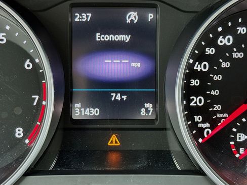 Used 2019 Volkswagen Tiguan S w/ Driver Assistance Package image 8