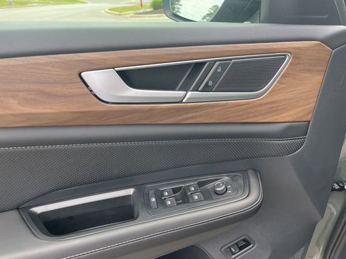 New 2026 Volkswagen Atlas SE FWD image 7