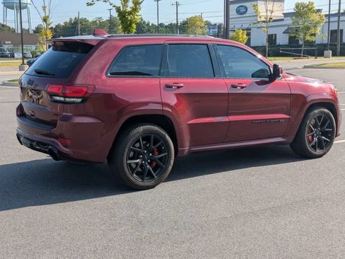 Used 2021 Jeep Grand Cherokee SRT AWD/4WD image 4