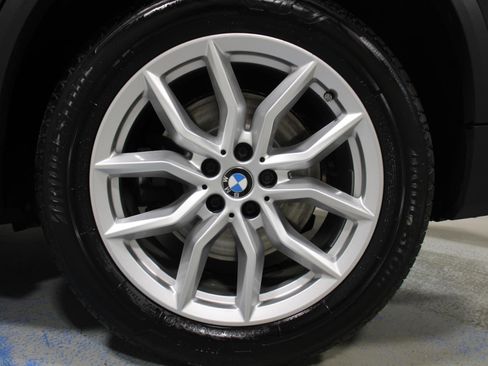 Used 2023 BMW X5 xDrive40i w/ Premium Package image 25