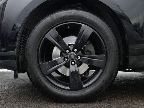 Used 2020 Land Rover Range Rover Velar S image 13