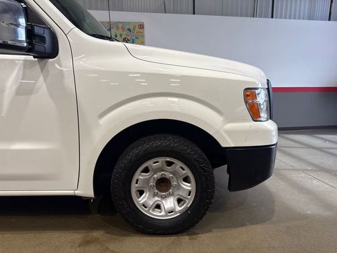 Used 2020 Nissan NV 2500 SV RWD image 37