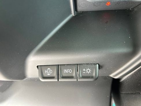 Used 2023 GMC Sierra 1500 AT4 w/ AT4 Premium Package AWD/4WD image 25