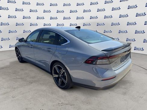 Used 2025 Honda Accord Sport image 5