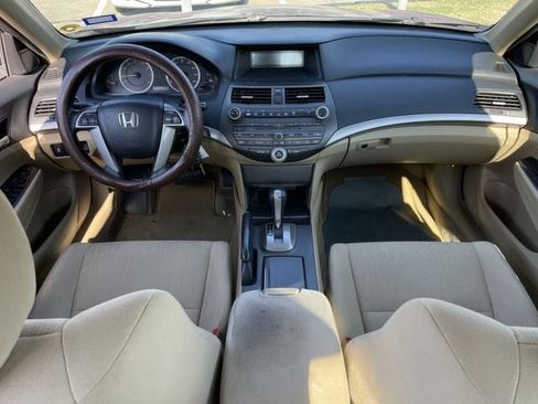 Used 2012 Honda Accord LX image 10
