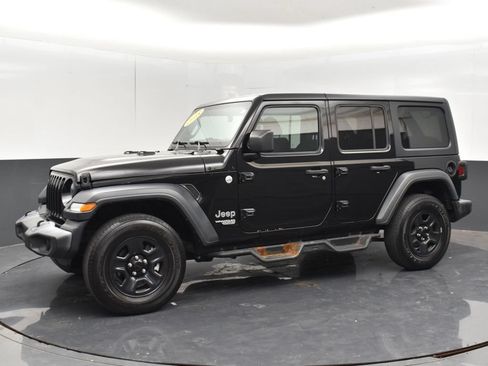 Used 2018 Jeep Wrangler Unlimited Sport AWD/4WD image 15