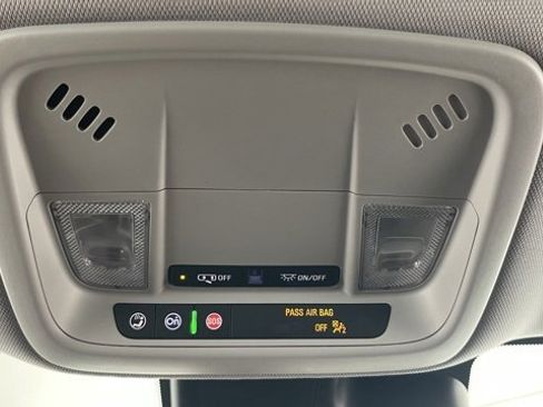 Used 2024 Chevrolet Malibu LT image 43