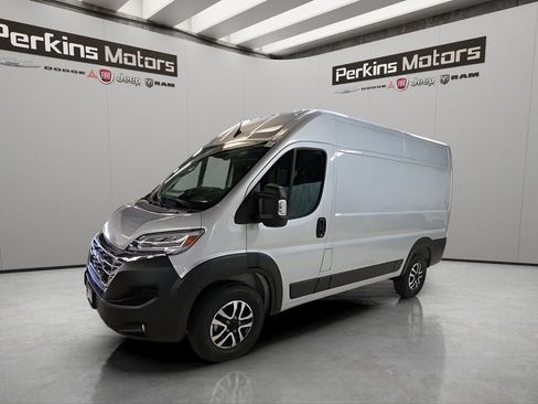 New 2025 RAM ProMaster 1500 w/ Quick Order Package 22H SLT+ FWD image 2