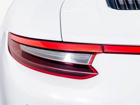 Used 2019 Porsche 911 Carrera 4S AWD/4WD image 12