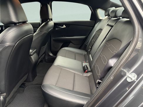 Used 2023 Kia Forte GT-Line FWD image 5