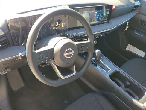 New 2026 Nissan Kicks S image 24