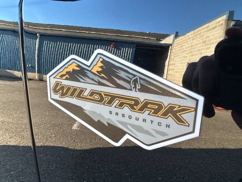 Used 2023 Ford Bronco Wildtrak AWD/4WD image 31