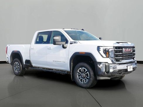Used 2024 GMC Sierra 2500 SLE image 4