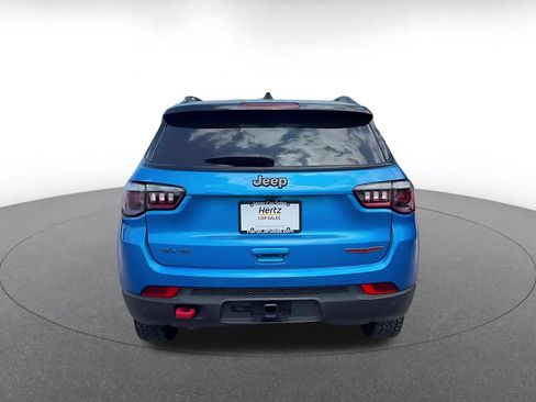 Used 2025 Jeep Compass Trailhawk w/ Trailer Tow Group AWD/4WD image 12