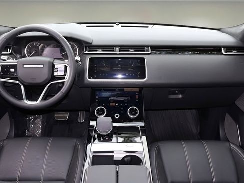 Used 2023 Land Rover Range Rover Velar HST image 13